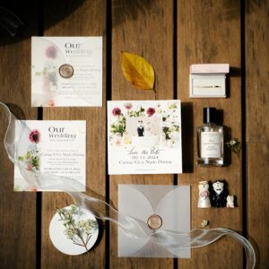 In thiệp cưới sang trọng, thiết kế tinh tế, in chất lượng cao